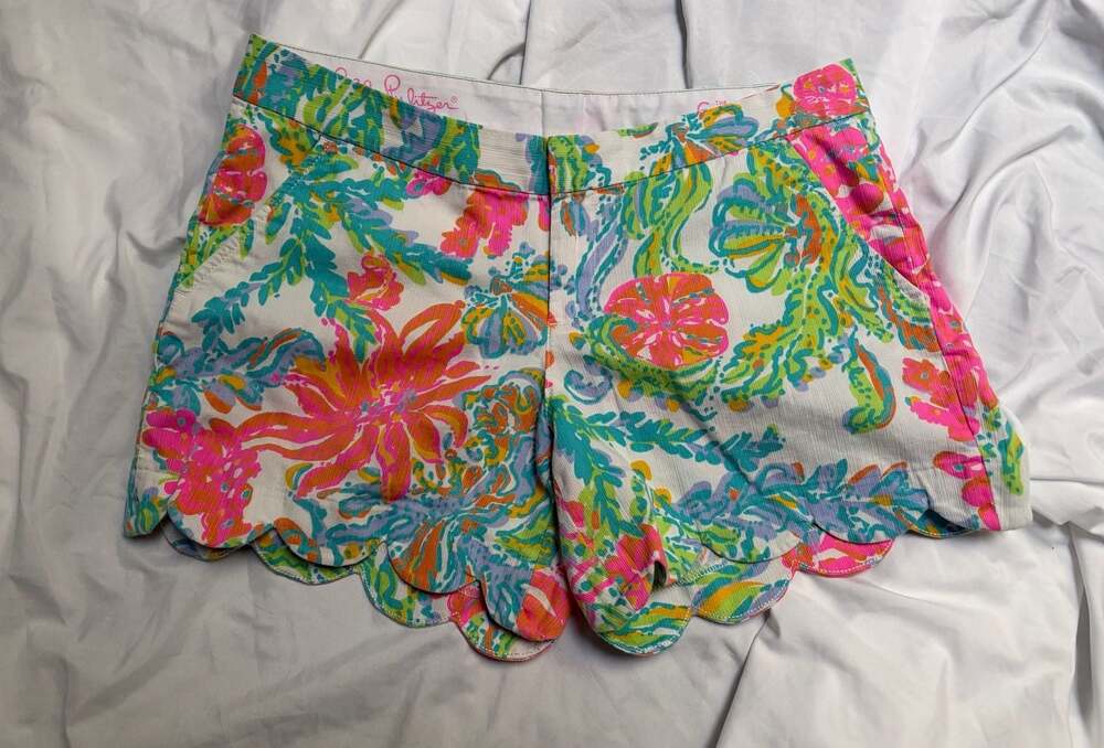 Lilly Pulitzer The Buttercup Scalloped Floral Print Shorts